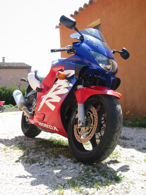 100